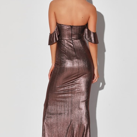Lulu’s ROSY BRONZE METALLIC OFF THE SHOULDER MAXI - Picture 5 of 7